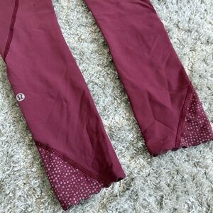 Lululemon Tight Stuff Tight II Scalloped Bottom Crop Leggings